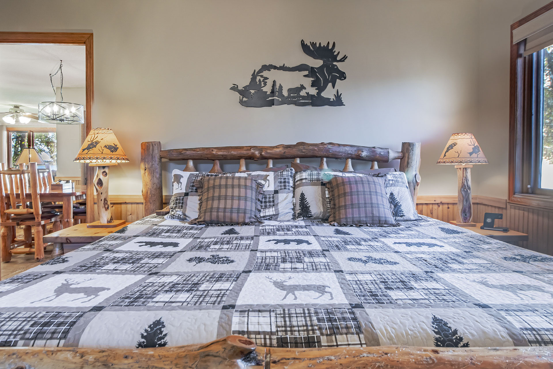 Loon Lodge Leech Lake - Bedroom 1 - p04