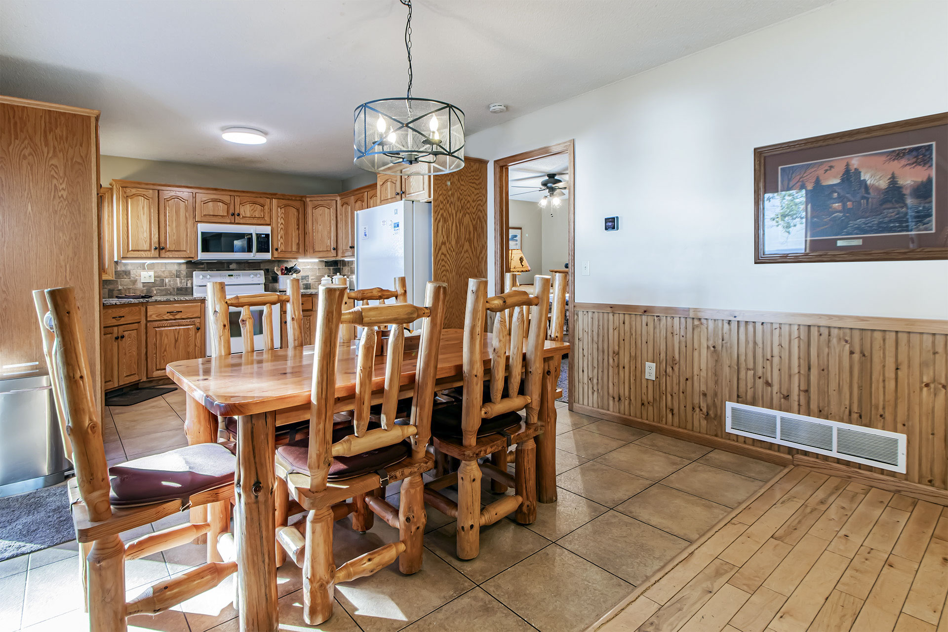 Loon Lodge Leech Lake - Dining - p02