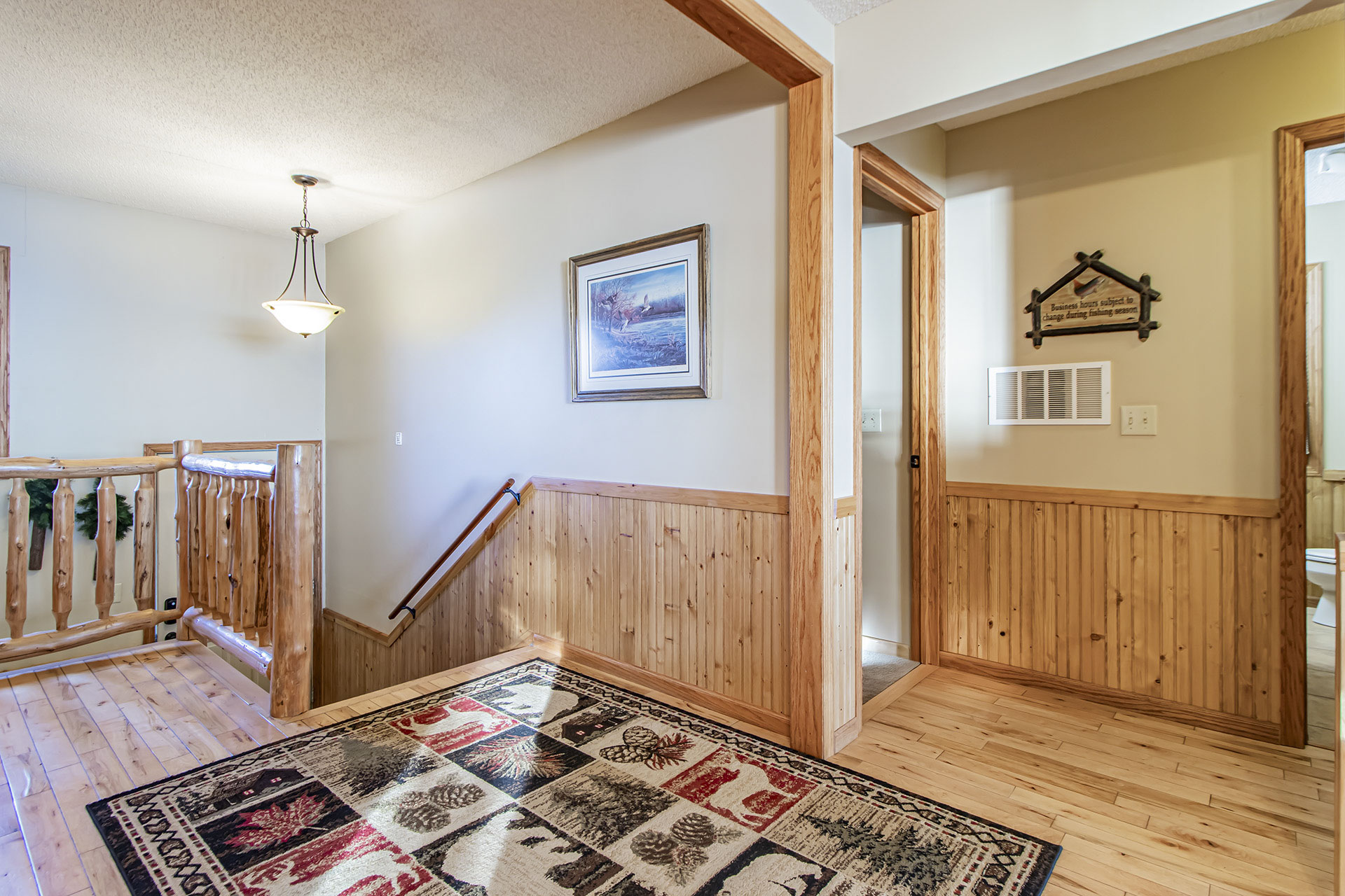 Loon Lodge Leech Lake - Entry - p03