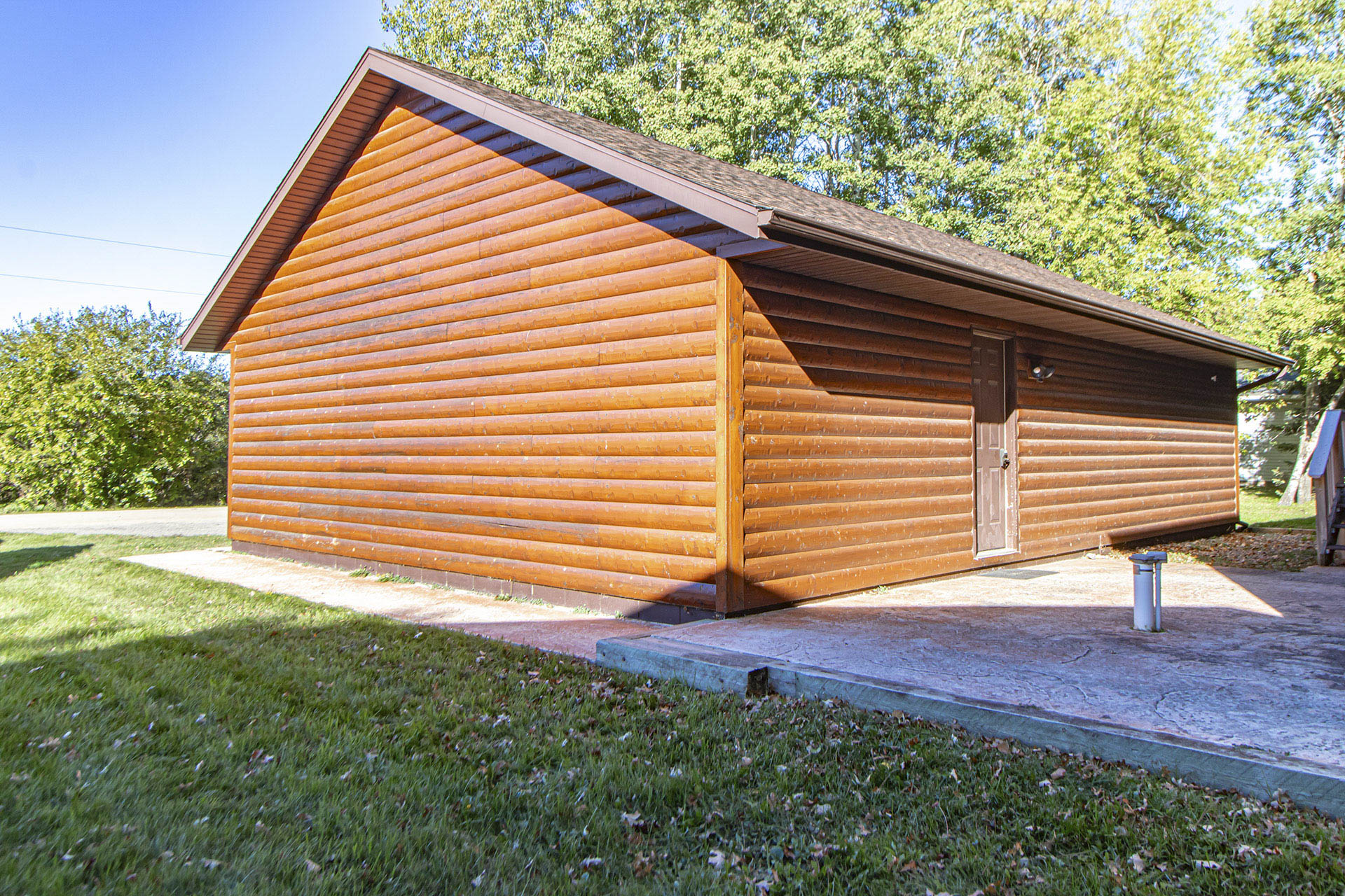 Loon Lodge Leech Lake - Garage - p05