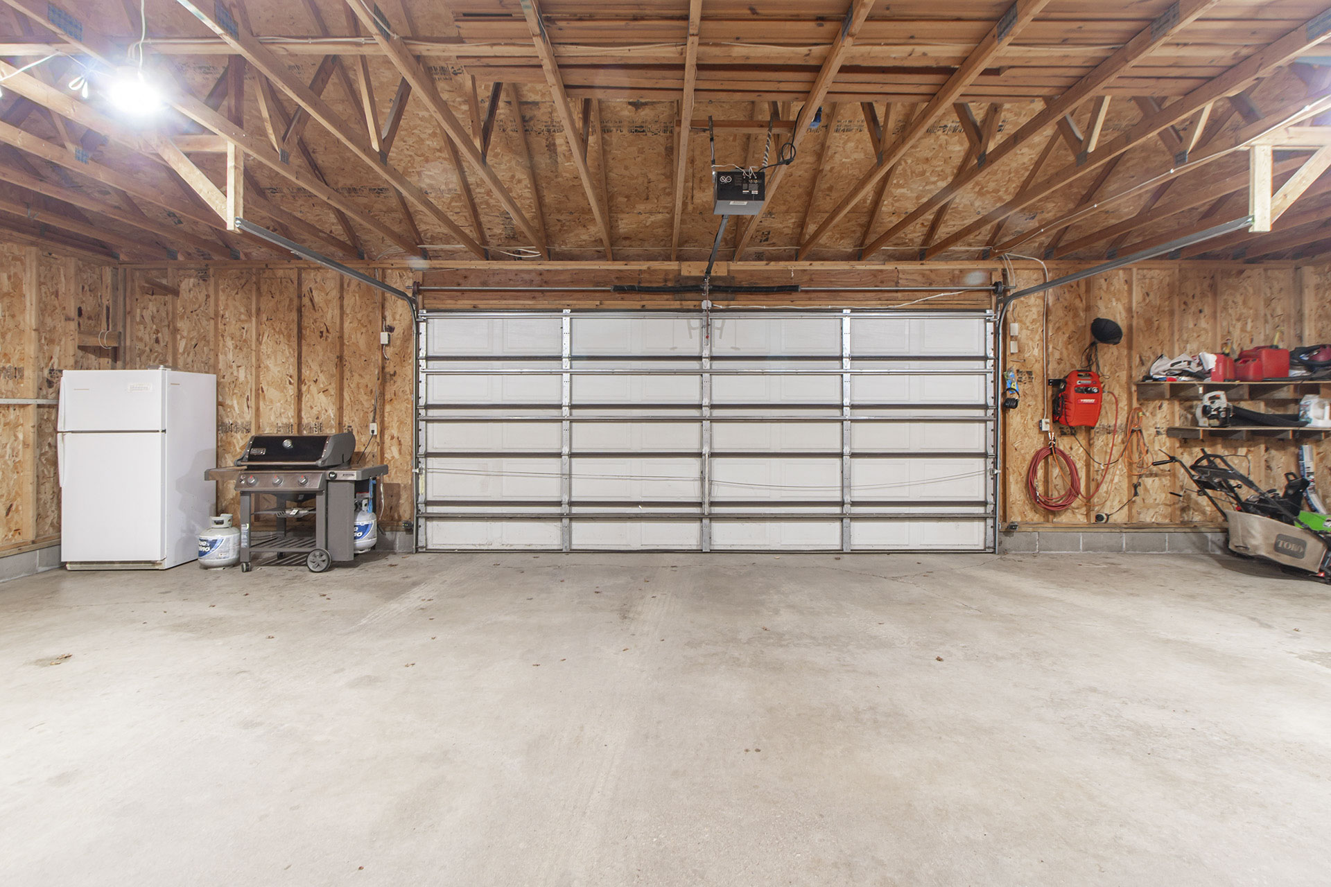 Loon Lodge Leech Lake - Garage - p12